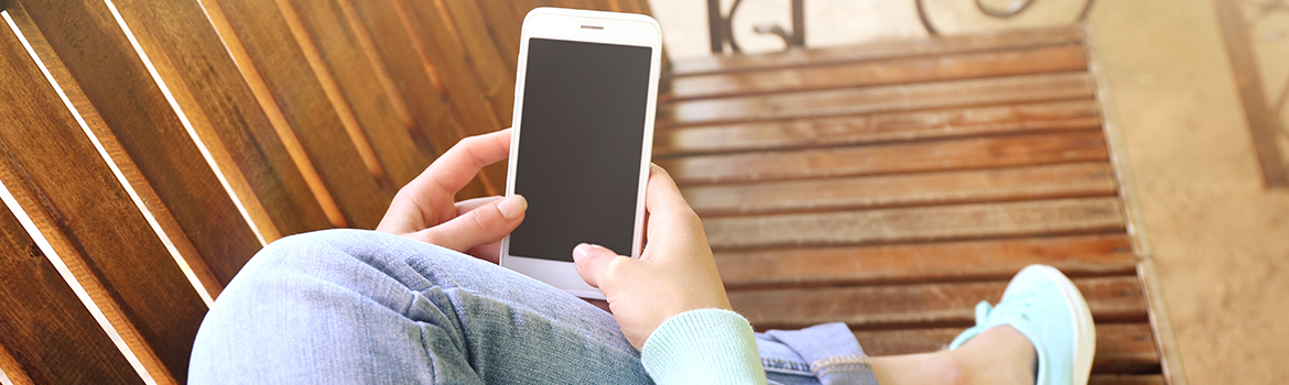 Cuidado: El uso del celular promueve las lesiones cervicales